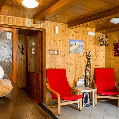 Hotel Konopiste Nova Myslivna Benesov  Luaran gambar