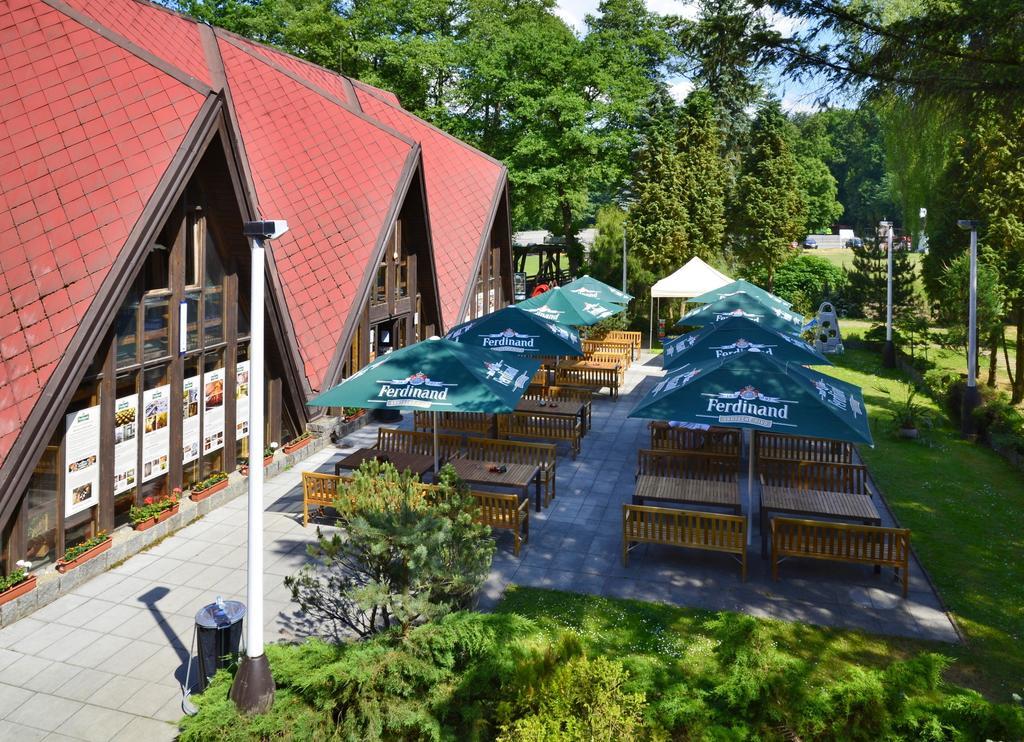 Hotel Konopiste Nova Myslivna Benesov  Luaran gambar