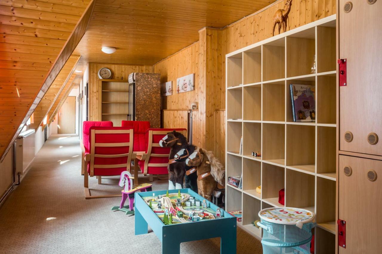 Hotel Konopiste Nova Myslivna Benesov  Luaran gambar
